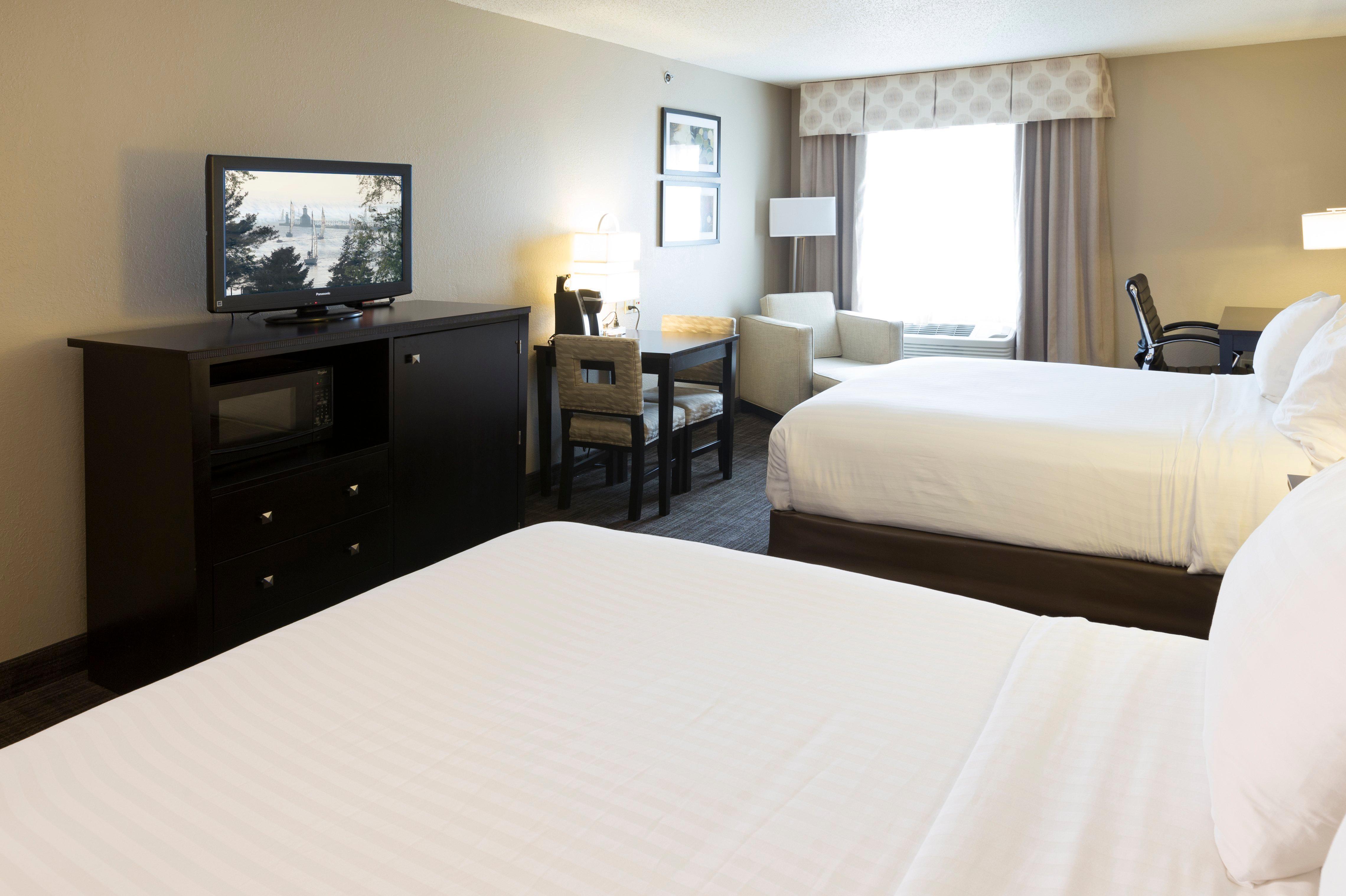 Holiday Inn Express Hotel & Suites-Saint Joseph By Ihg Exterior photo