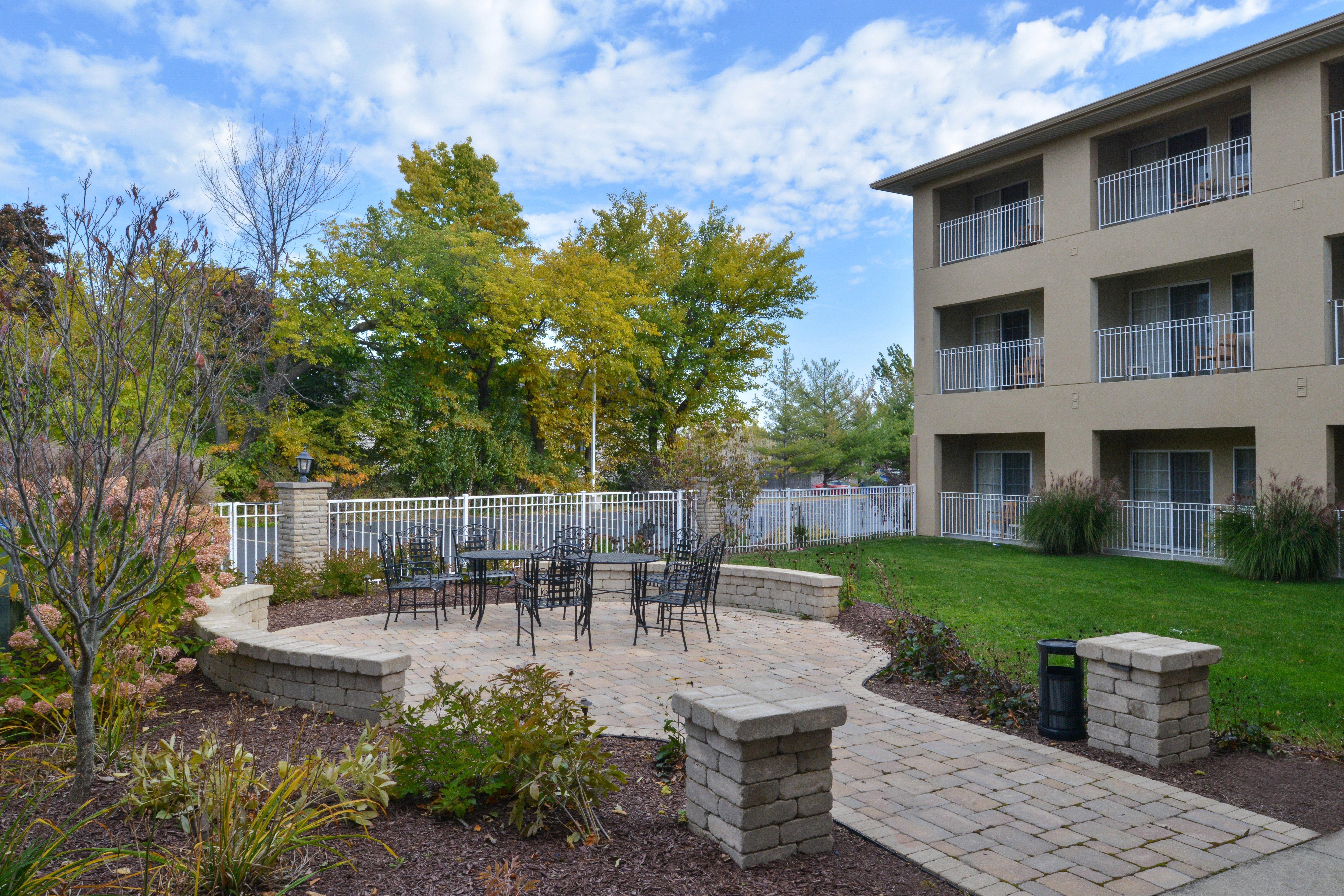 Holiday Inn Express Hotel & Suites-Saint Joseph By Ihg Exterior photo