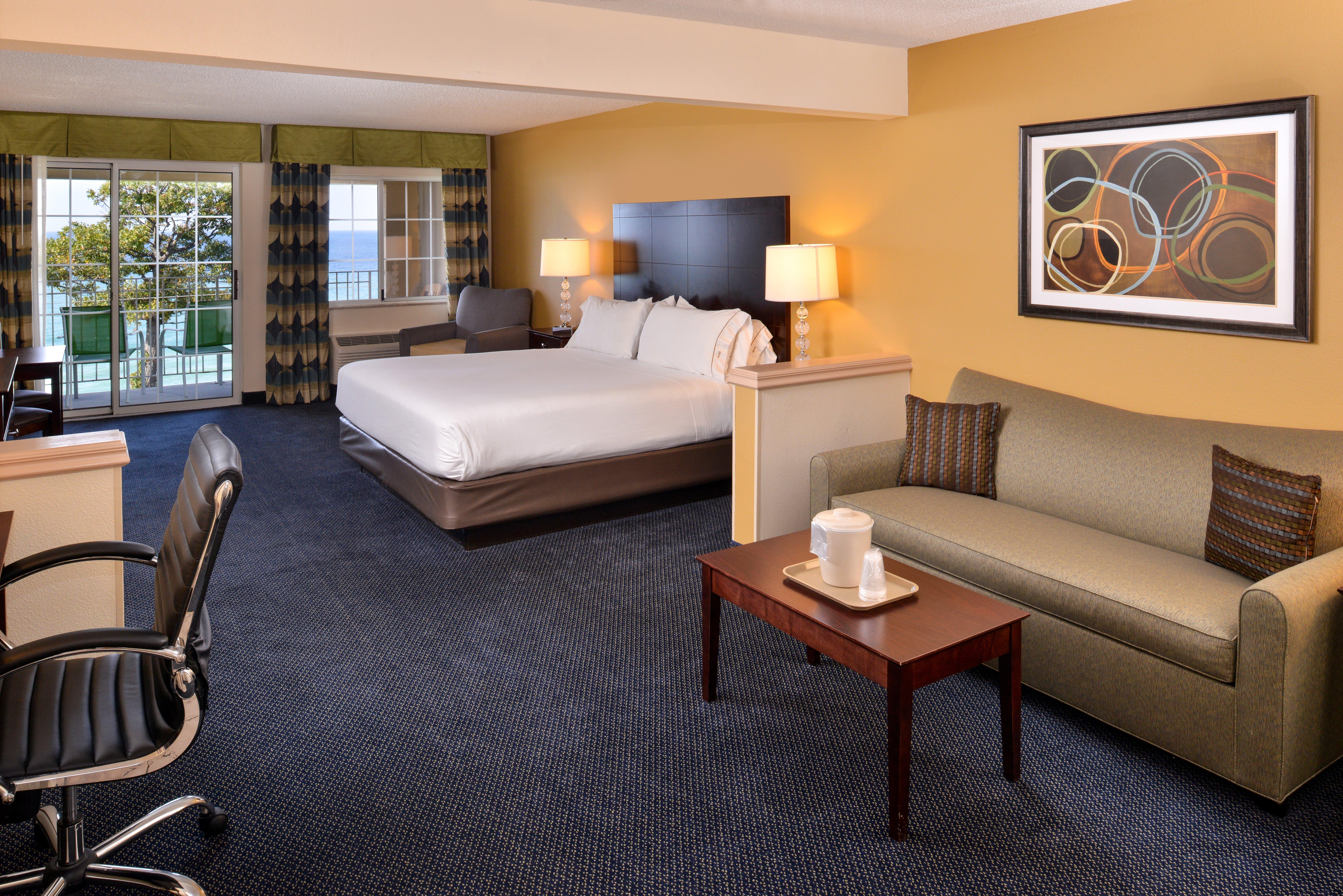 Holiday Inn Express Hotel & Suites-Saint Joseph By Ihg Exterior photo